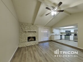 2312 Vineyard Dr in Arlington, TX - Building Photo - Building Photo