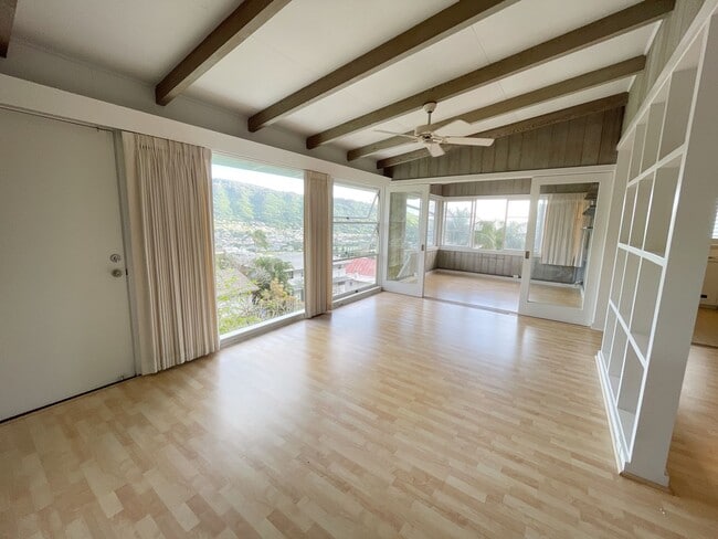 3246 Huelani Dr in Honolulu, HI - Foto de edificio - Building Photo