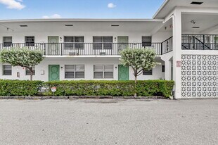 1406 Barton Rd in Lake Worth Beach, FL - Building Photo