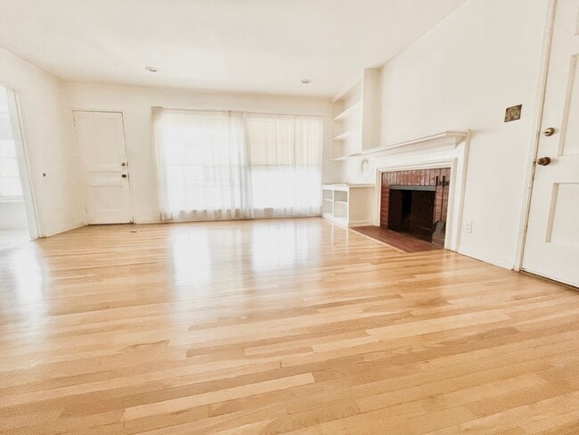 1538 Veteran Ave in Los Angeles, CA - Building Photo - Building Photo