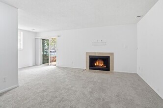 12450 E Cornell Ave in Aurora, CO - Building Photo - Building Photo