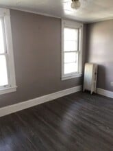 141 W Abbott St in Lansford, PA - Building Photo - Building Photo