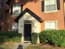 6025 WESTGATE Dr in Orlando, FL - Building Photo