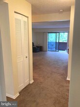 9 Suntop Ct in Baltimore, MD - Building Photo - Building Photo