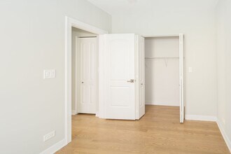 4837 N Wolcott Ave, Unit 1A in Chicago, IL - Building Photo - Building Photo