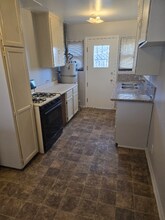 8927 Reading Ave in Los Angeles, CA - Building Photo - Building Photo