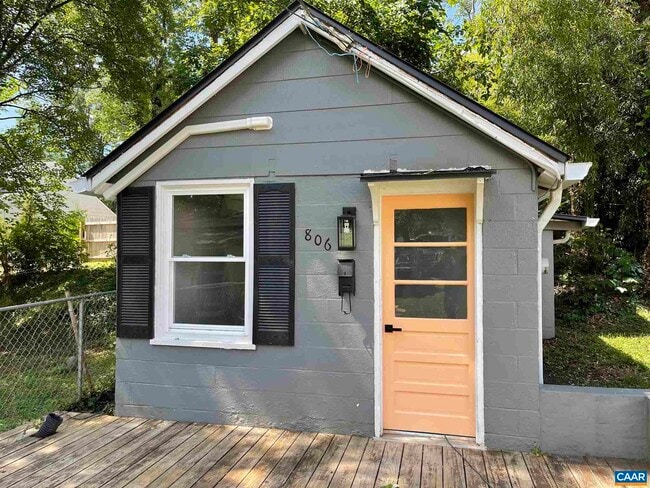 804 Hinton Ave in Charlottesville, VA - Building Photo - Building Photo