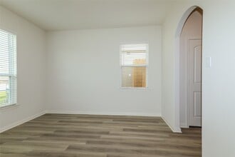 26865 Steinbeck Dr in Magnolia, TX - Building Photo - Building Photo