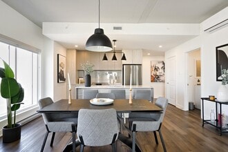 3980 Boulevard Saint-Elzéar O in Laval, QC - Building Photo - Building Photo