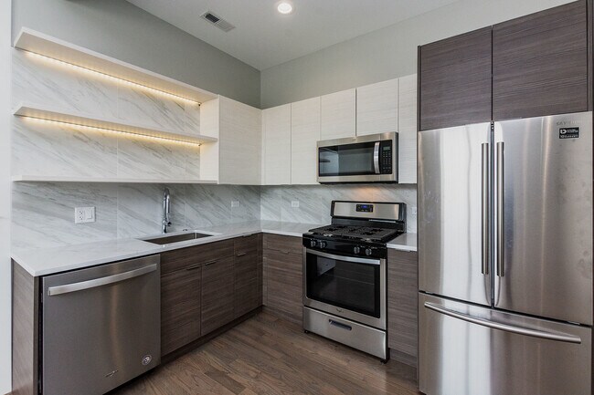 property at 2450 W Chicago Ave