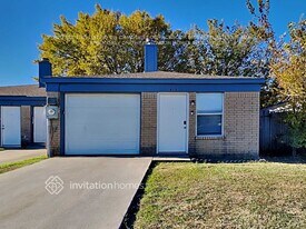 413 Casie Ct in Denton, TX - Building Photo