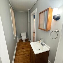 56 Union Ave NE in Grand Rapids, MI - Building Photo - Building Photo