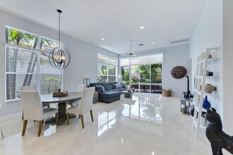 6685 NW 24th Terrace in Boca Raton, FL - Foto de edificio - Building Photo