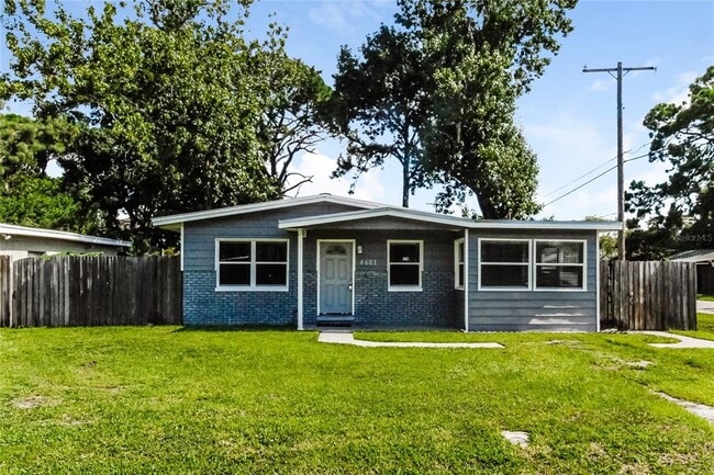 property at 4601 W Paxton Ave
