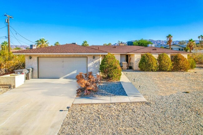 property at 73925 Samarkand Dr