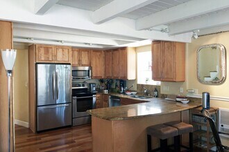 139 7th St in Seal Beach, CA - Building Photo - Building Photo