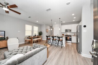 5300 Berkeley Knl Cir in Richmond, TX - Foto de edificio - Building Photo