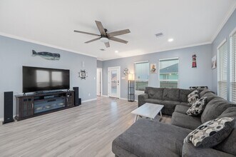 305 Jettyview Rd in Surfside Beach, TX - Building Photo - Building Photo