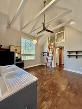 574 Primitive St in Durham, NC - Building Photo - Building Photo