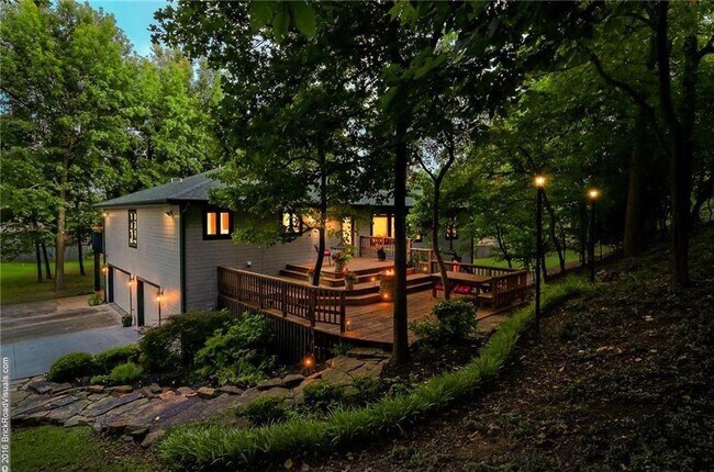 property at 3261 Eden Dr