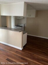 700 Glenway Dr in Inglewood, CA - Building Photo - Building Photo