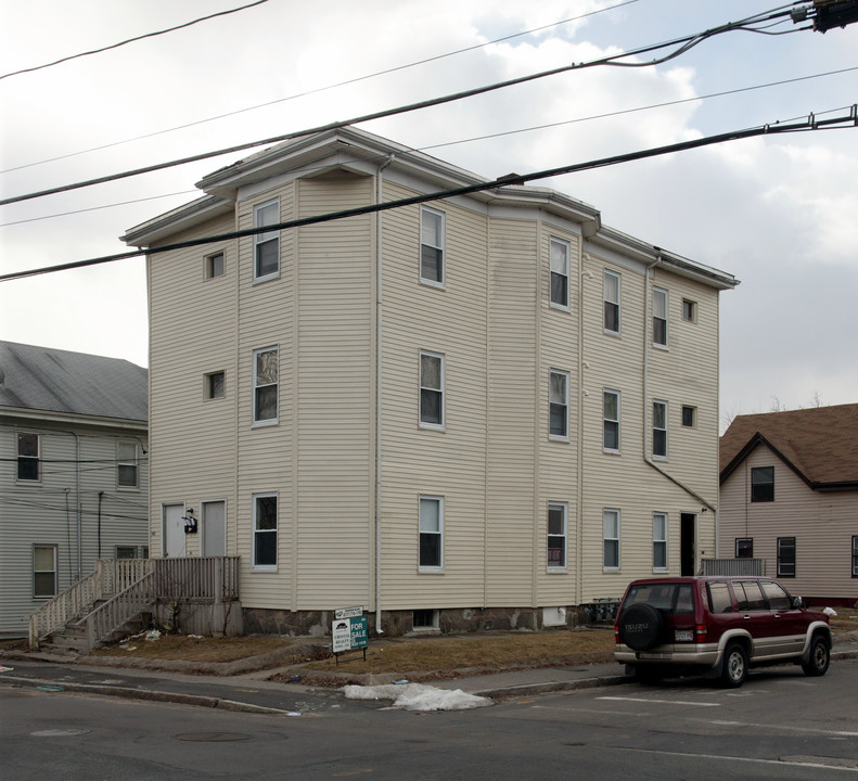 192 N Warren Ave in Brockton, MA - Building Photo