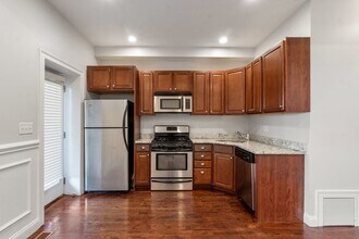 110 N St, Unit 1 in Boston, MA - Building Photo - Building Photo