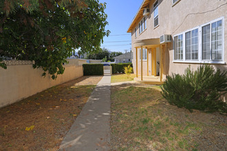 1840 W Glenoaks Blvd in Glendale, CA - Building Photo - Building Photo