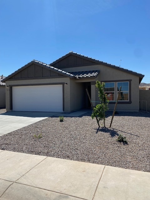 property at 797 S Silvercreek Ln