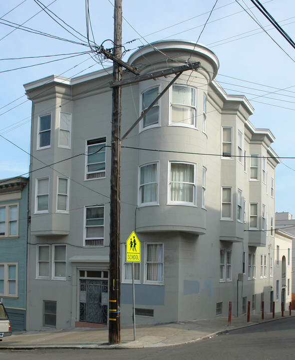 2130-2136 Jones St in San Francisco, CA - Building Photo