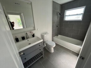 3608 19th St E in Bradenton, FL - Building Photo - Building Photo