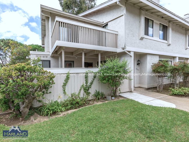 3843 Camino Lindo in San Diego, CA - Foto de edificio - Building Photo