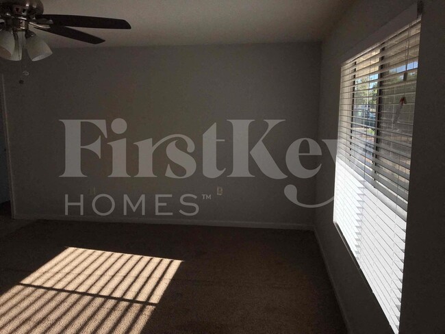 9808 N 47th Ave in Glendale, AZ - Building Photo - Building Photo