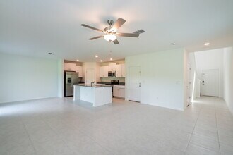 2125 Skybrooke Blvd in Lutz, FL - Building Photo - Building Photo