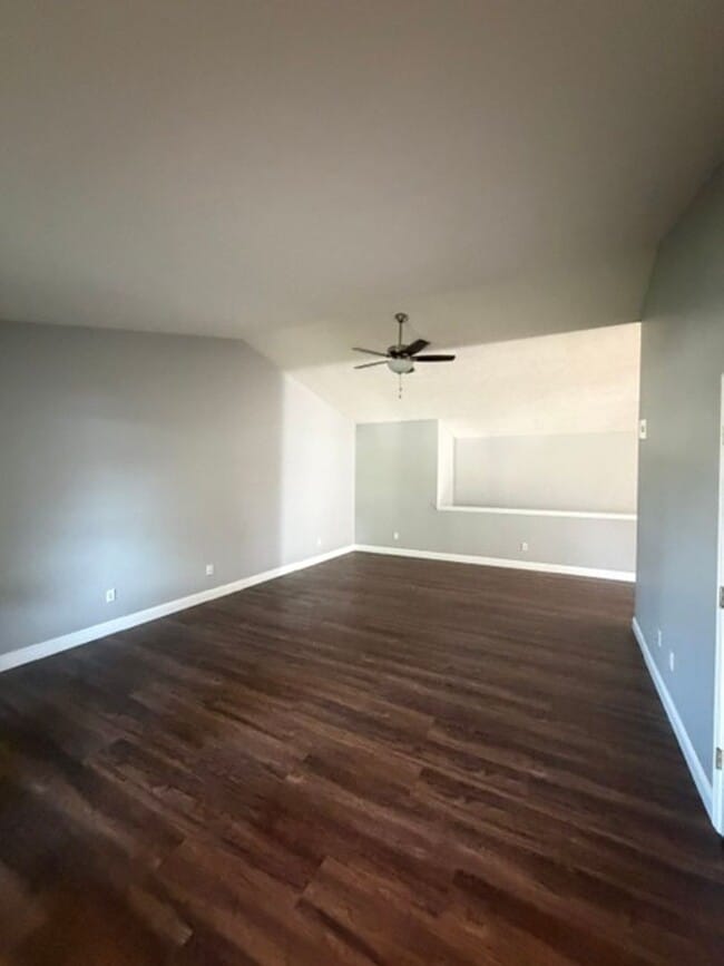 property at 410 Goldenrod Dr