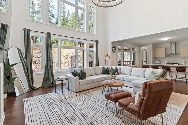 property at 1081 Echo Hills Rd