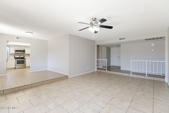 9464 N 50th Dr in Glendale, AZ - Building Photo - Building Photo