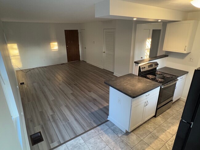 349 Broadway, Unit 3