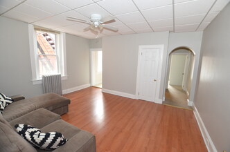 3110 N Calvert St in Baltimore, MD - Building Photo - Building Photo