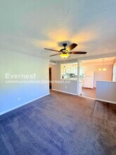 9433 Sylvia St in Taylor, MI - Building Photo - Building Photo