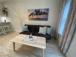 803 104th Ave N in Naples, FL - Building Photo - Building Photo