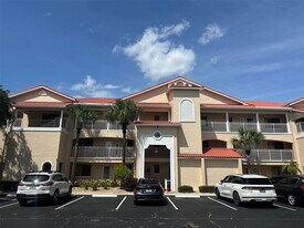 458 Bouchelle Dr in New Smyrna Beach, FL - Building Photo