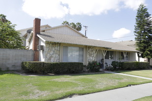 1908 W Bayport Cor Apartments