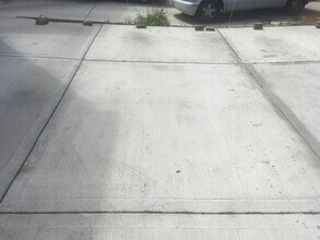 1320 W Carmen Ave, Unit 2 in Chicago, IL - Building Photo - Building Photo