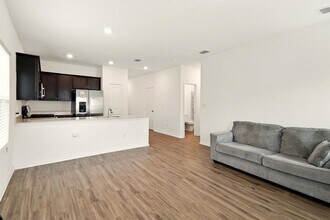 13803 Tordillo Dr in Elgin, TX - Building Photo - Building Photo