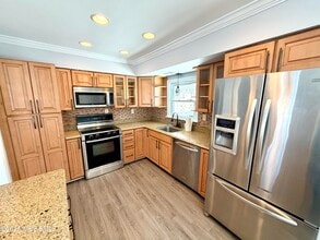 70 Village Dr in Barnegat Township, NJ - Building Photo - Building Photo