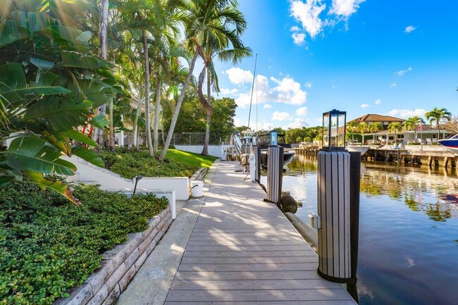 721 SW 15th St in Boca Raton, FL - Building Photo - Building Photo