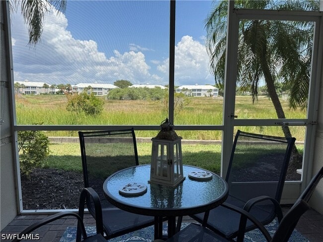 1420 Sweetwater Cove