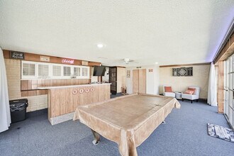 1712 Meadowlane Terrace in Fort Worth, TX - Building Photo - Building Photo