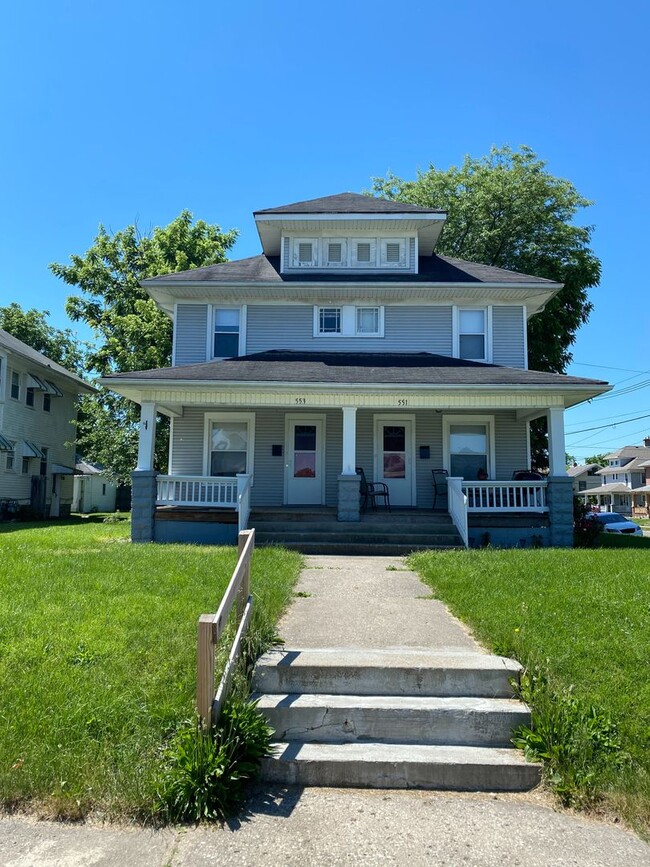 property at 551-553-553 E Cassilly St